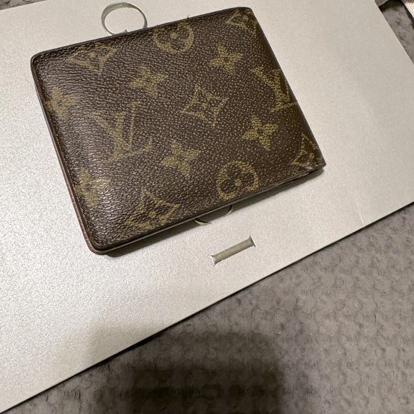 Authentic Louis Vuitton Monogram Multiple Wallet - Picture 3 of 7